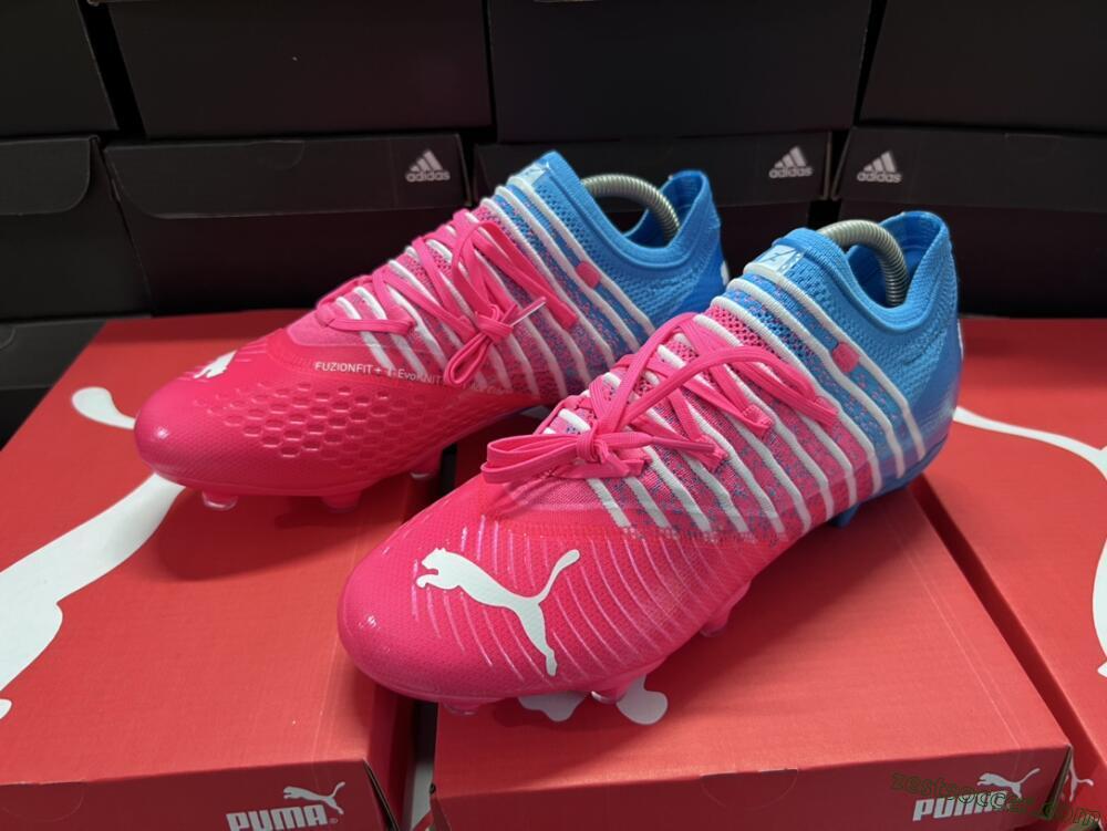 Puma Future Z 1.3 Instinct FG Low-Tops Soccer Cleats - Pink/Blue