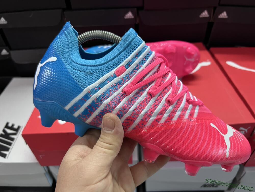 Puma Future Z 1.3 Instinct FG Low-Tops Soccer Cleats - Pink/Blue