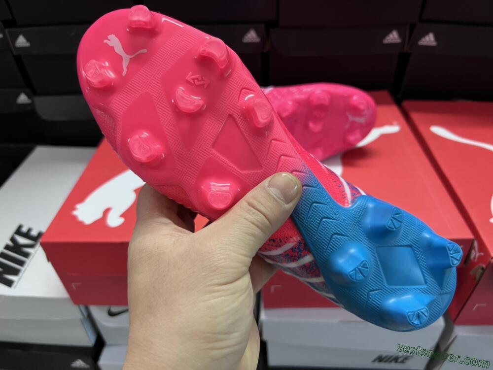 Puma Future Z 1.3 Instinct FG Low-Tops Soccer Cleats - Pink/Blue