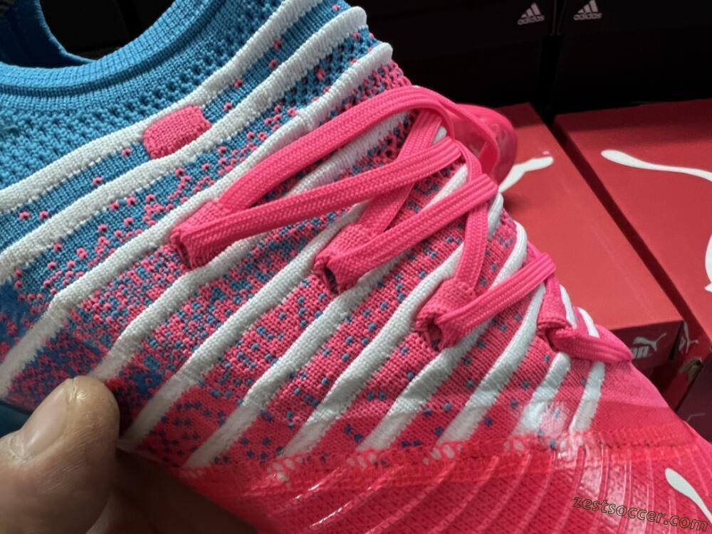 Puma Future Z 1.3 Instinct FG Low-Tops Soccer Cleats - Pink/Blue