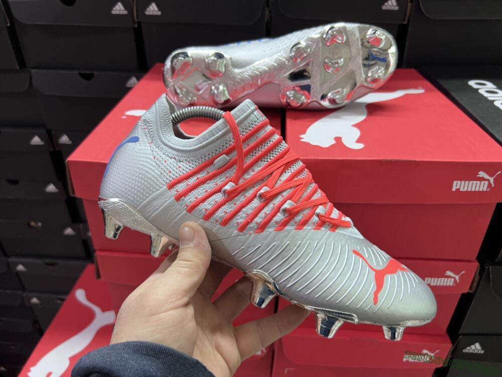 Puma Future Z 1.3 Instinct FG Low-Tops Soccer Cleats - Silver/Blue