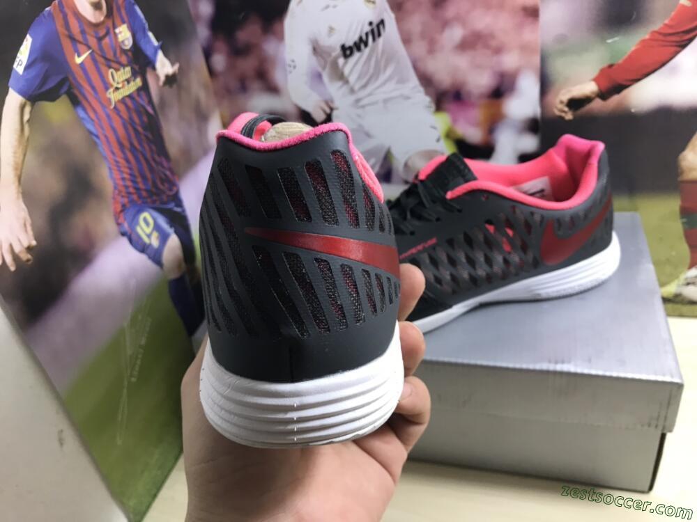 Nike Lunar Gato 2 IC Low-Tops Soccer Shoes - Black/Red/White