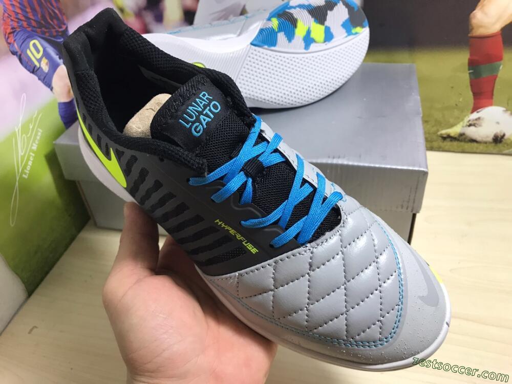 Nike Lunar Gato 2 IC Low-Tops Soccer Shoes - Black/Blue/Yellow