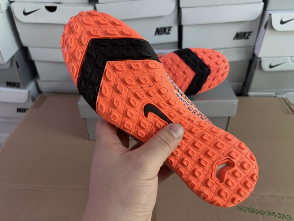 Nike Air Zoom Mercurial Vapor 15 Elite TF Low-Tops Soccer Shoes - Grey/Orange/Black
