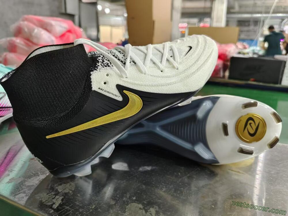 Nike Phantom Luna Elite NU FG High-Tops Soccer Cleats - White/Black/Gold