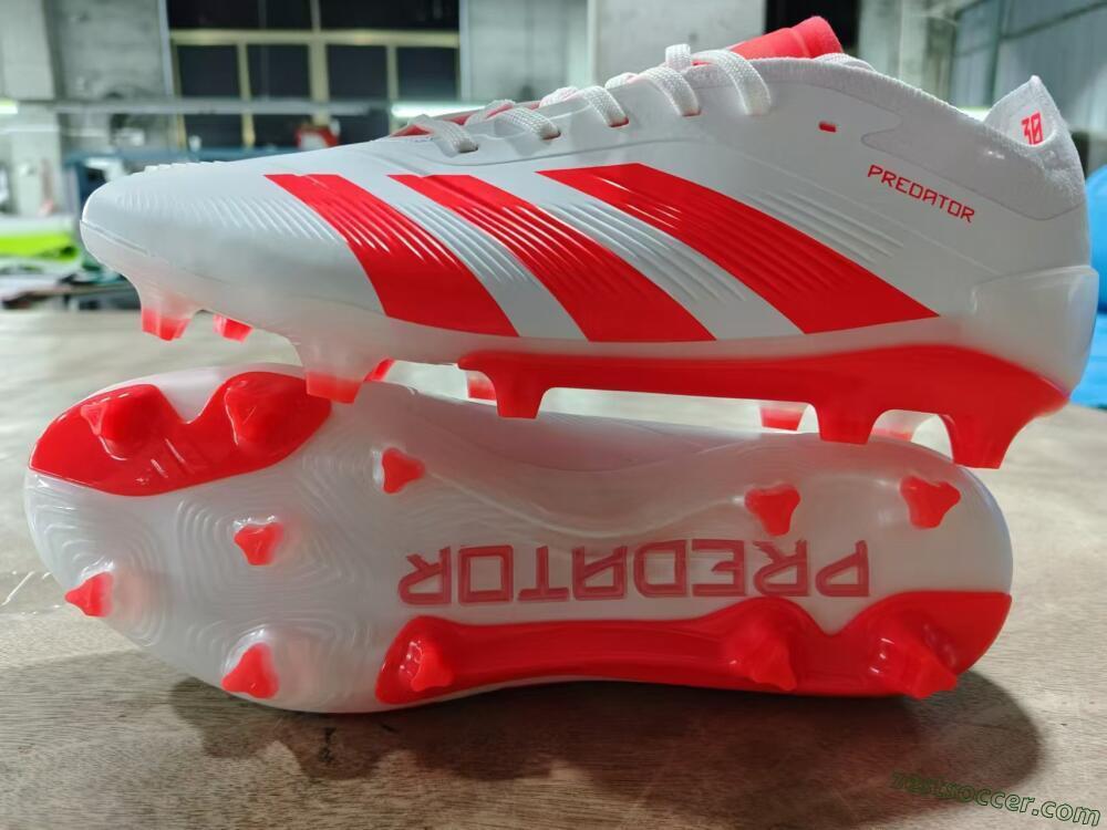 Adidas Predator Accuracy.1 FG Low-Tops Soccer Cleats - Beige/White/Red