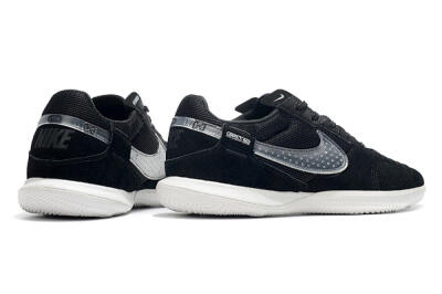 Nike Street Gato IC Low-Tops Soccer Shoes - Black/White