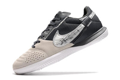 Nike Street Gato IC Low-Tops Soccer Shoes - Beige/Silver/Black