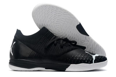 Puma Future Z 1.3 Teazer IC Low-Tops Soccer Shoes - Black/White