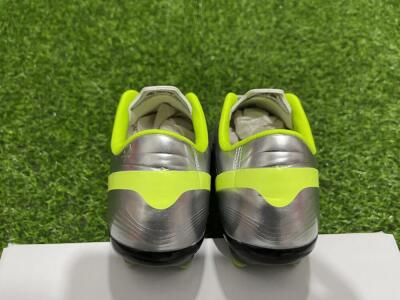 Ronaldo X Nike R9 Mercurial Vapor 3 FG Low-Tops Soccer Cleats - Silver/Black/Yellow