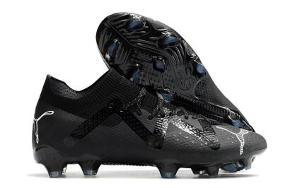 Puma Future Ultimate FG Low-Tops Soccer Cleats - Black/White