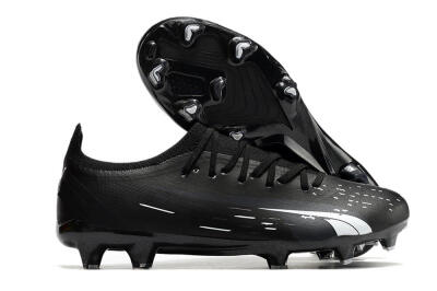 Puma Ultra Ultimate FG Low-Tops Soccer Cleats - Black/Whtie