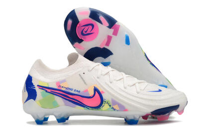 Nike Phantom Luna Elite FG Low-Tops Soccer Cleats - White/Rainbow