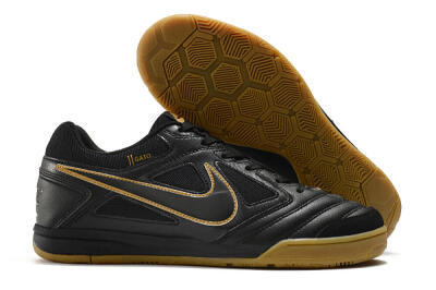 Supreme x Nike SB Gato IC Low-Tops Soccer Shoes - Black/Brown