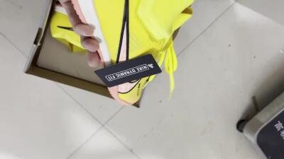 Nike Air Zoom Mercurial Superfly 9 Elite IC High-Tops Soccer Shoes - Yellow/Pink/Black