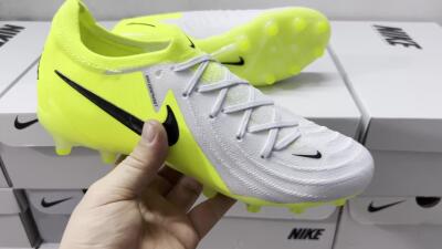Nike Phantom Luna Elite Low-Tops Soccer Cleats - Yellow/Grey/Black
