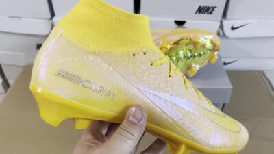 Nike Air Zoom Mercurial Superfly 10 Elite FG High-Tops Soccer Cleats - Gold/Gold