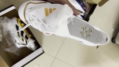 Adidas Predator Elite Foldover Tongue FG Low-Tops Soccer Cleats - White/Black/Gold