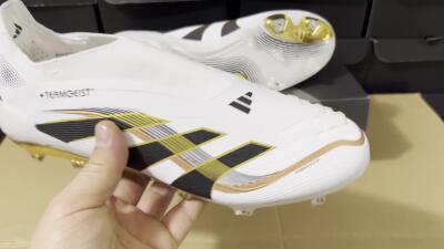 Adidas Predator Laceless Elite 25 FG Low-Tops Soccer Cleats - White/Black/Gold