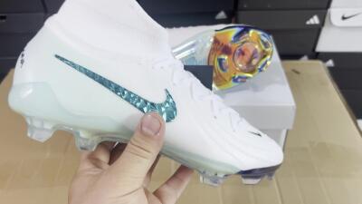 Nike Phantom Luna Elite NU FG Low-Tops Soccer Cleats - White/Black/Jade