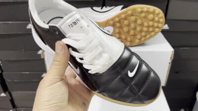 Nike Total 90 III TF Low-Tops Soccer Shoes - Black/White