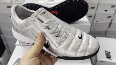 Nike Total 90 III TF Low-Tops Soccer Shoes - Silver/Black/Red