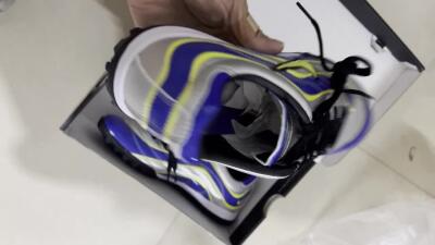 Nike Mercurial R9 TF Low-Tops Soccer Shoes - Silver/Blue/Yellow