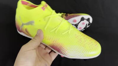 Puma Future 8 Ultimate MG Low-Tops Soccer Cleats - Yellow/Pink/Black