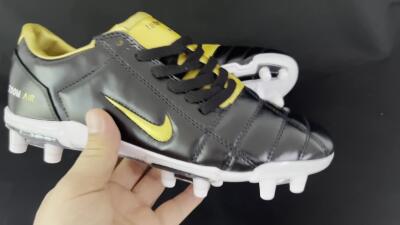 Nike Air Zoom Total 90 III FG Low-Tops Soccer Cleats - Black/Gold/White
