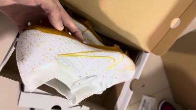 Nike Air Zoom Mercurial Vapor 15 Elite FG Low-Tops Soccer Cleats - White/Gold