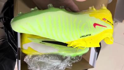 Nike Phantom GX Elite FG Low-Tops Soccer Cleats - Green/Black/Yellow