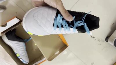 Nike Lunar Gato 2 IC Low-Tops Soccer Shoes - Black/Blue/Yellow