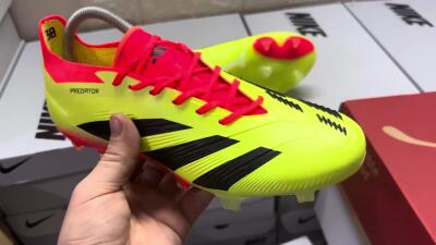 Adidas Predator Accuracy.1 FG Low-Tops Soccer Cleats - Green/Red/Black