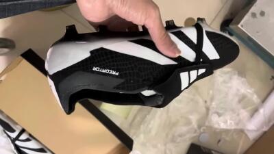 Adidas Predator Elite Foldover Tongue FG Low-Tops Soccer Cleats - Black/White