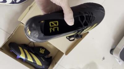 Adidas Predator Elite Foldover Tongue FG Low-Tops Soccer Cleats - Black/Gold